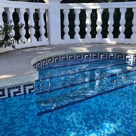 Casa Con Piscina Daire *