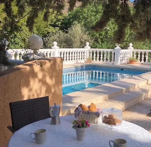 Casa Con Piscina * Calpe